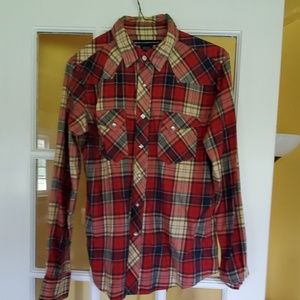 Women's flannel shirt